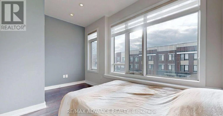 167 Salterton Circle, Vaughan, ON, L6A 4Z1 - 7