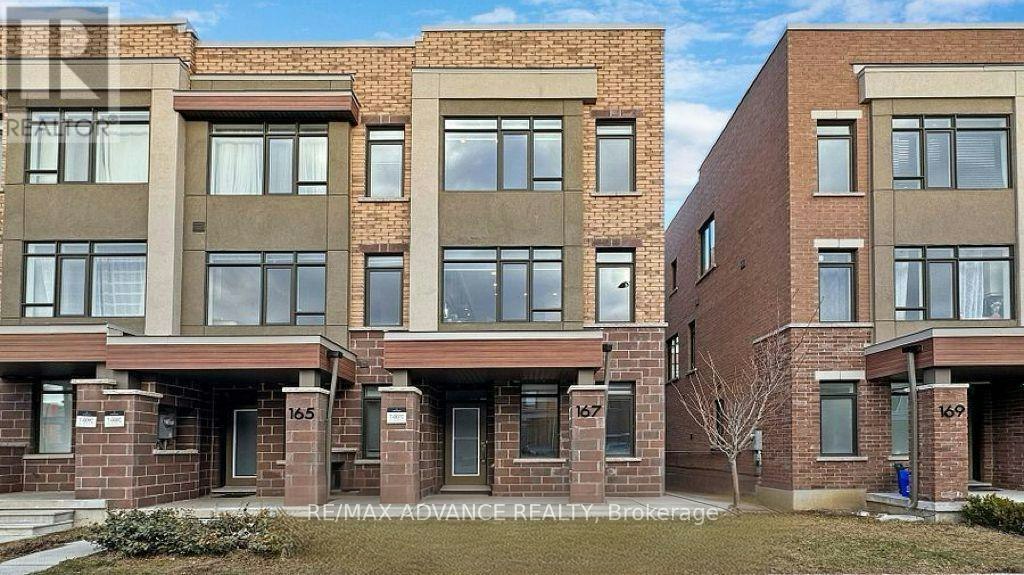 167 Salterton Circle, Vaughan, ON, L6A 4Z1