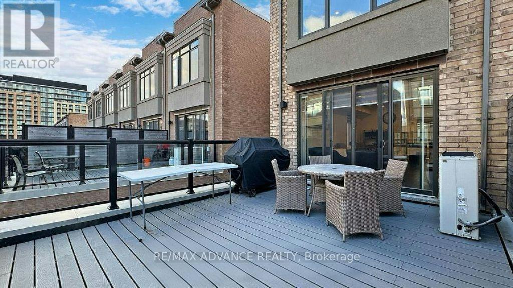 167 Salterton Circle, Vaughan, ON, L6A 4Z1 - 10
