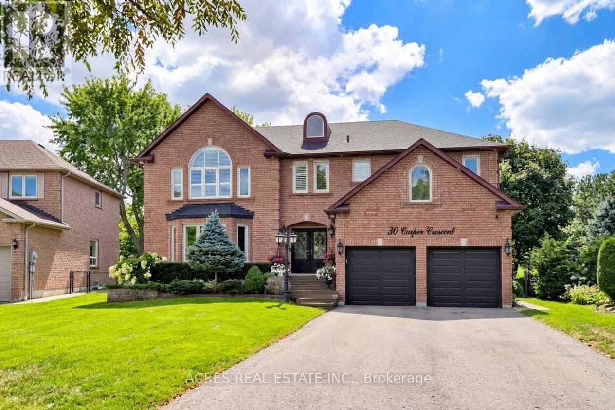 30 Casper Crescent, Brampton, ON, L6W 4N2