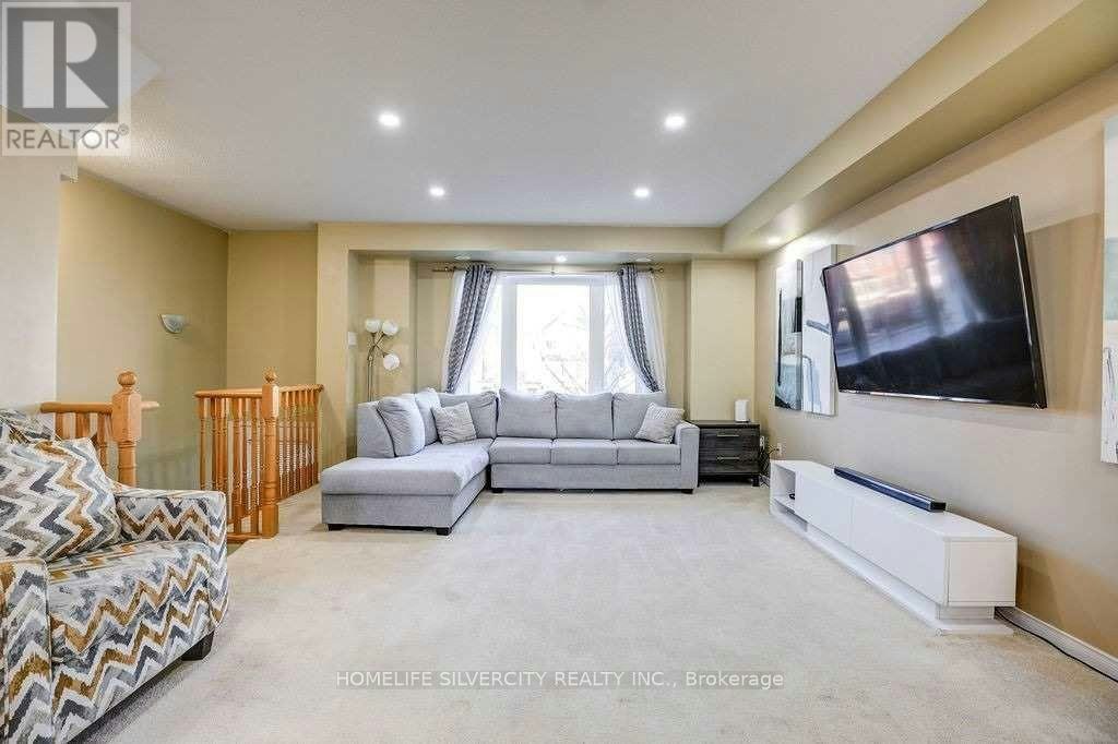 64-60 Fairwood Circle, Brampton, ON, L6R 0Y6 - 5