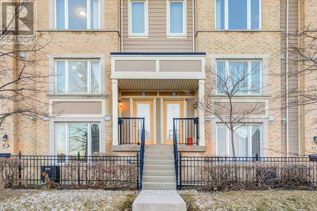 64-60 Fairwood Circle, Brampton, ON, L6R 0Y6 - 2