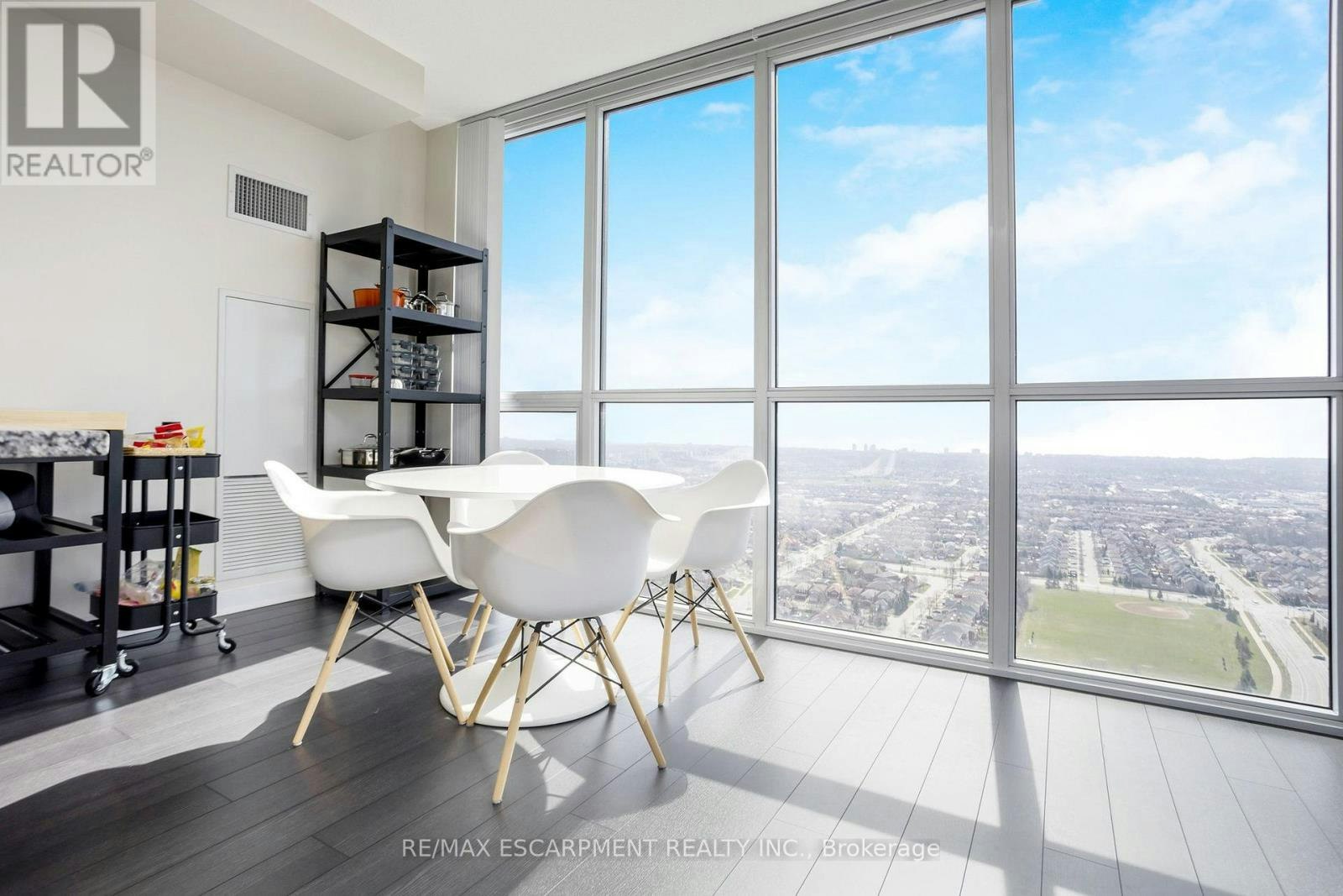 3304-3975 Grand Park Drive, Mississauga, ON, L5B 0K4 - 15