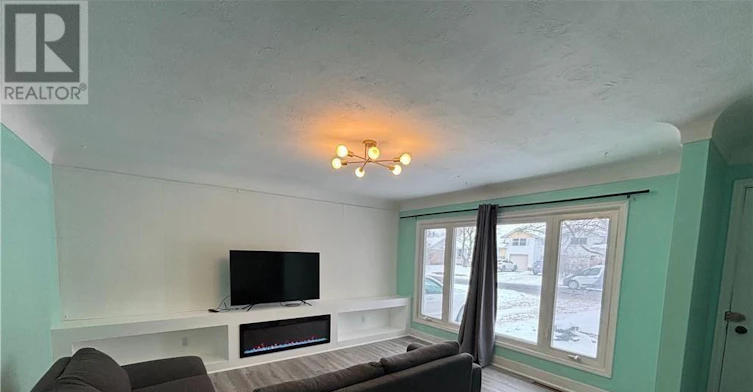UPPER-118 Jacobson Avenue, St. Catharines, ON, L2T 3A5 - 2