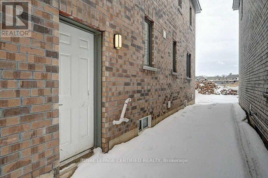 58 Mildred Gillies Street, North Dumfries, ON, N0B 1E0 - 34