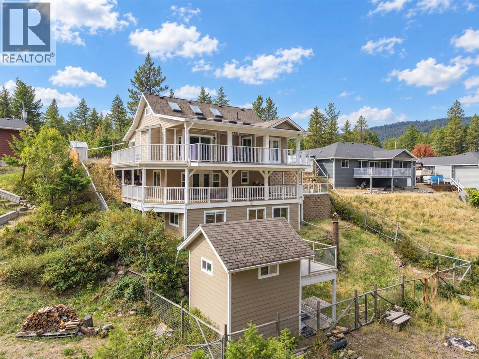 674 Muir Road, West Kelowna, BC, V1Z 3W2