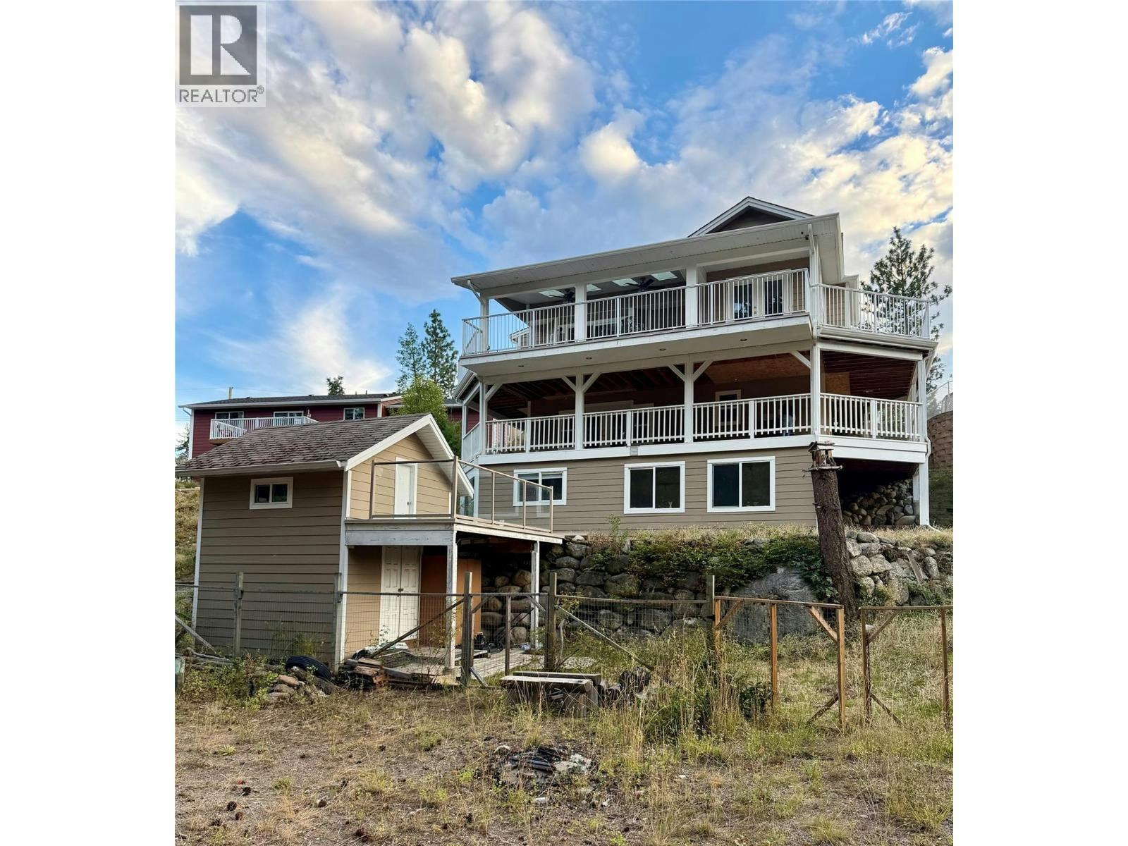 674 Muir Road, West Kelowna, BC, V1Z 3W2