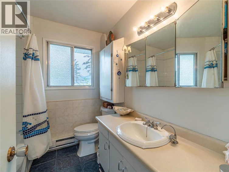 6009 WEST Trans Canada Highway, Kamloops, BC, V1S 2A2 - 13