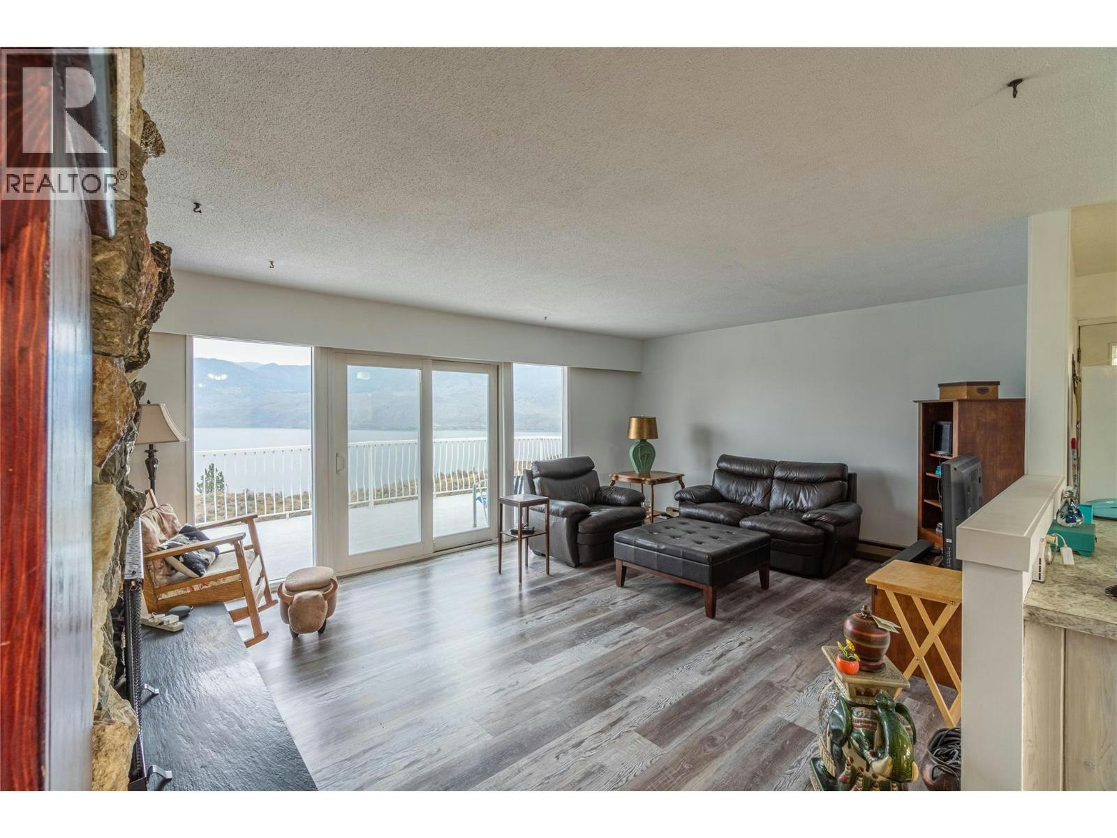 6009 WEST Trans Canada Highway, Kamloops, BC, V1S 2A2 - 7