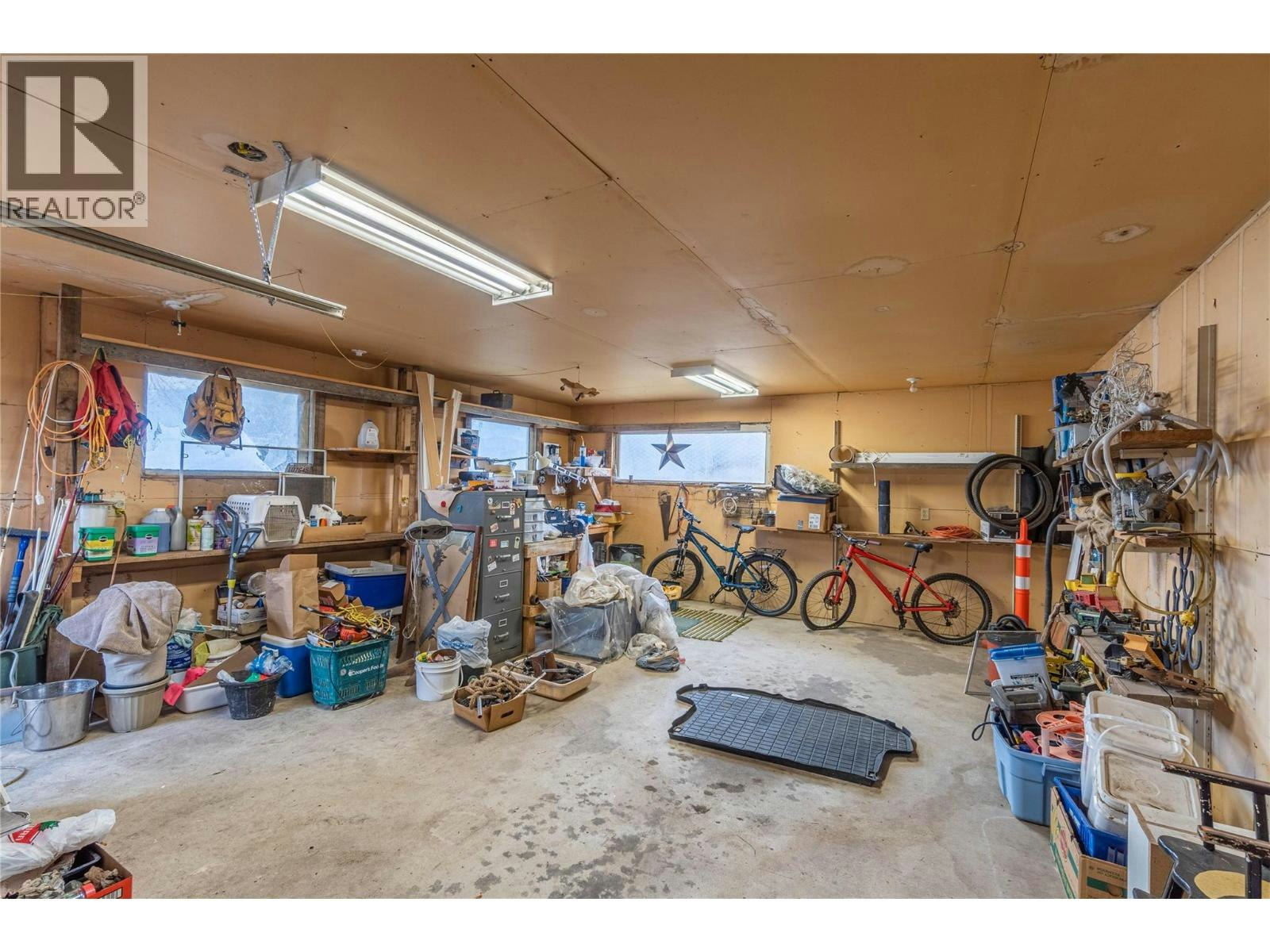 6009 WEST Trans Canada Highway, Kamloops, BC, V1S 2A2 - 22