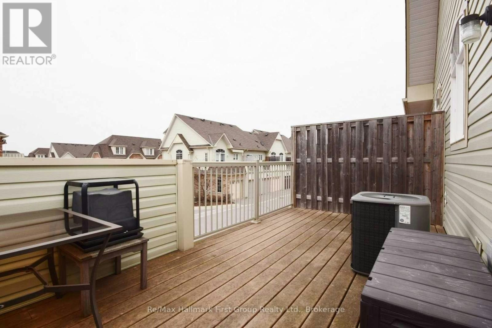 44 Wicker Park Way, Whitby, ON, L1R 0E1 - 9