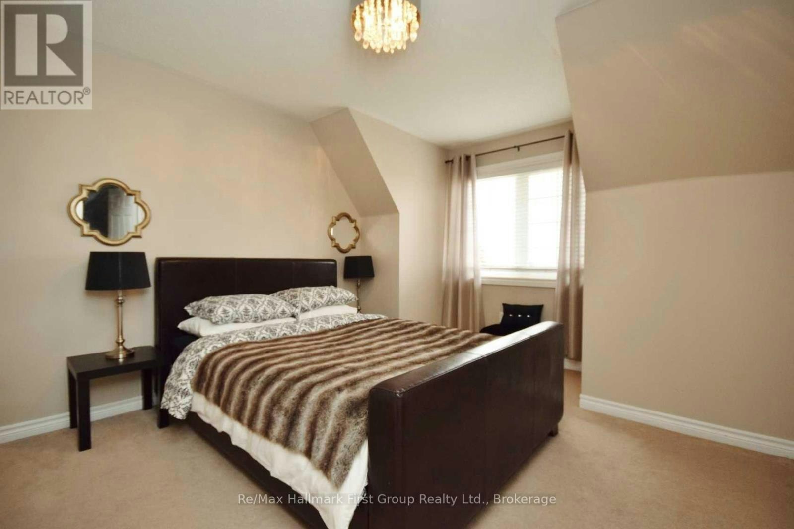 44 Wicker Park Way, Whitby, ON, L1R 0E1 - 6