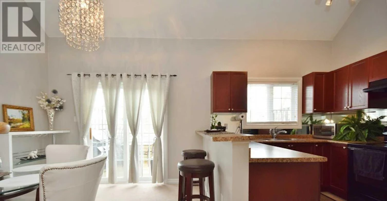 44 Wicker Park Way, Whitby, ON, L1R 0E1 - 3