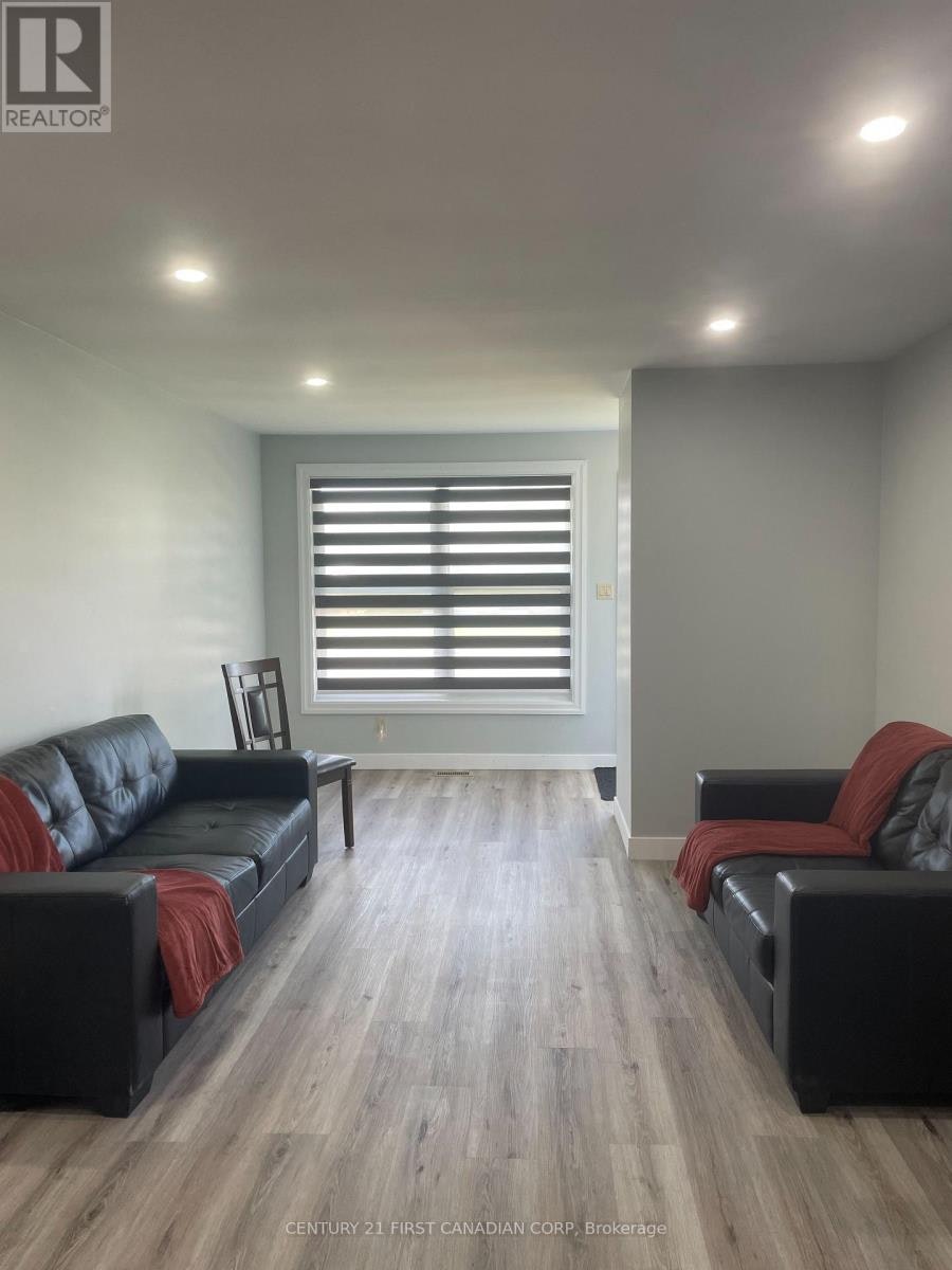 1044 Cree Avenue, Woodstock, ON, N4T 1A2 - 5