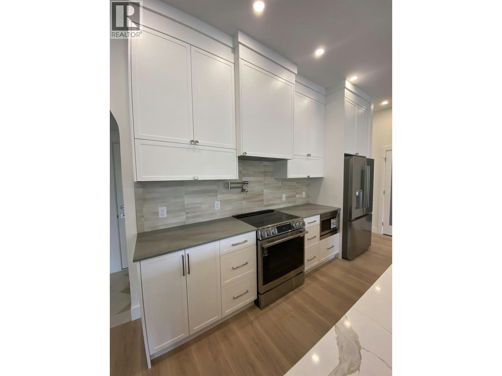 4004 Nash Drive - 5