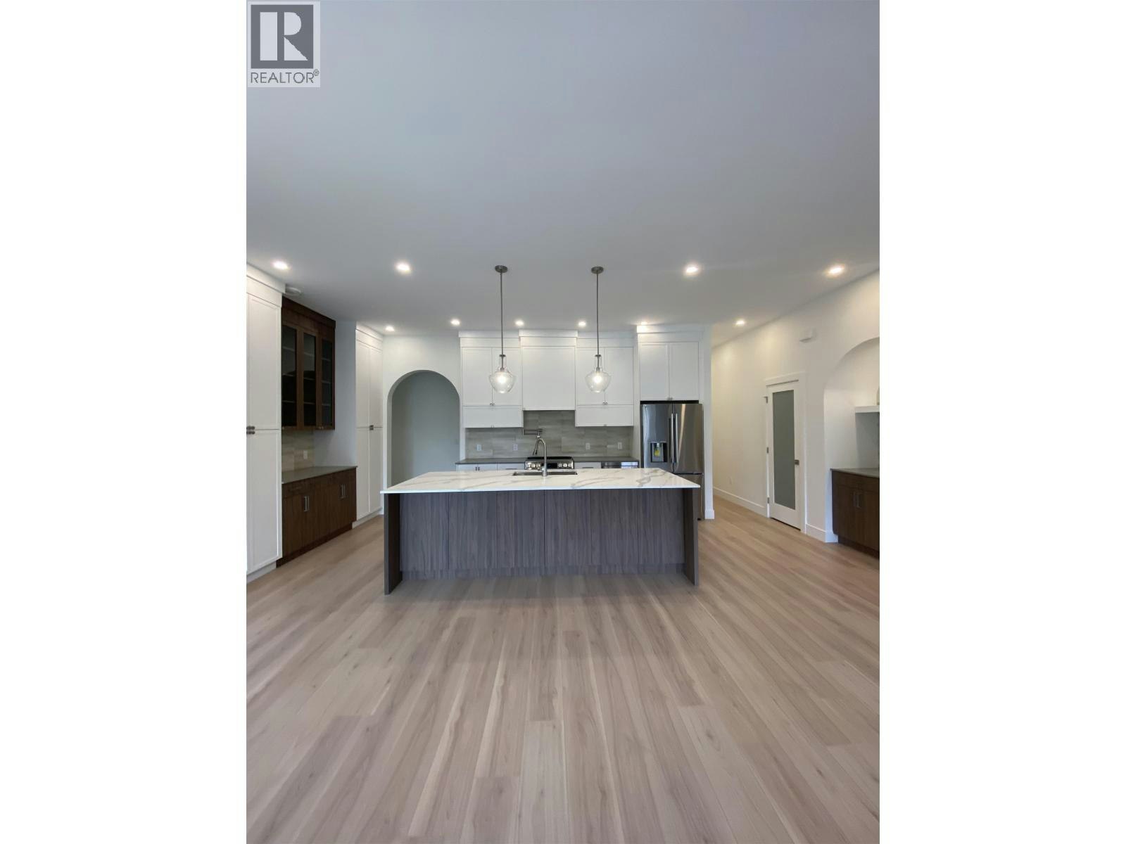 4004 Nash Drive - 3