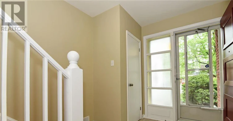822 Quinlan Road, Ottawa, ON, K1G 1S1 - 2