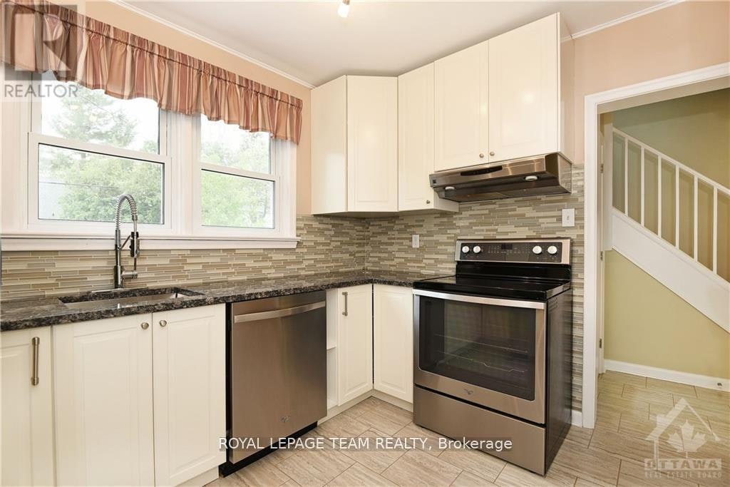 822 Quinlan Road, Ottawa, ON, K1G 1S1 - 12