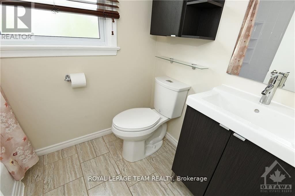 822 Quinlan Road, Ottawa, ON, K1G 1S1 - 18