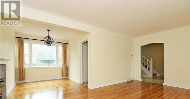 822 Quinlan Road, Ottawa, ON, K1G 1S1 - 8