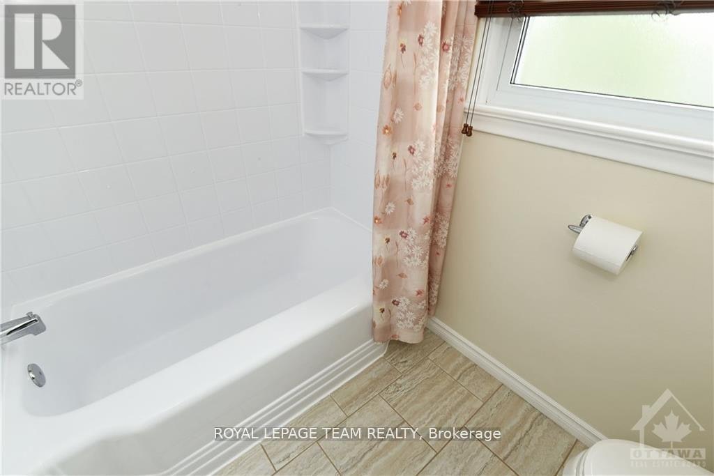822 Quinlan Road, Ottawa, ON, K1G 1S1 - 19