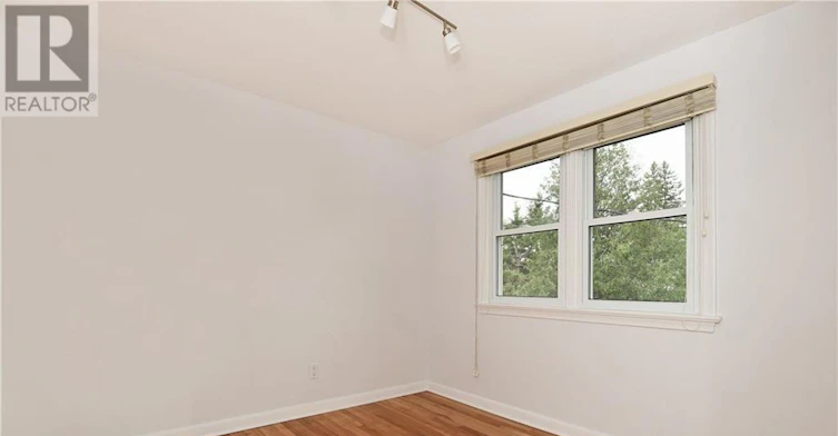 822 Quinlan Road, Ottawa, ON, K1G 1S1 - 16