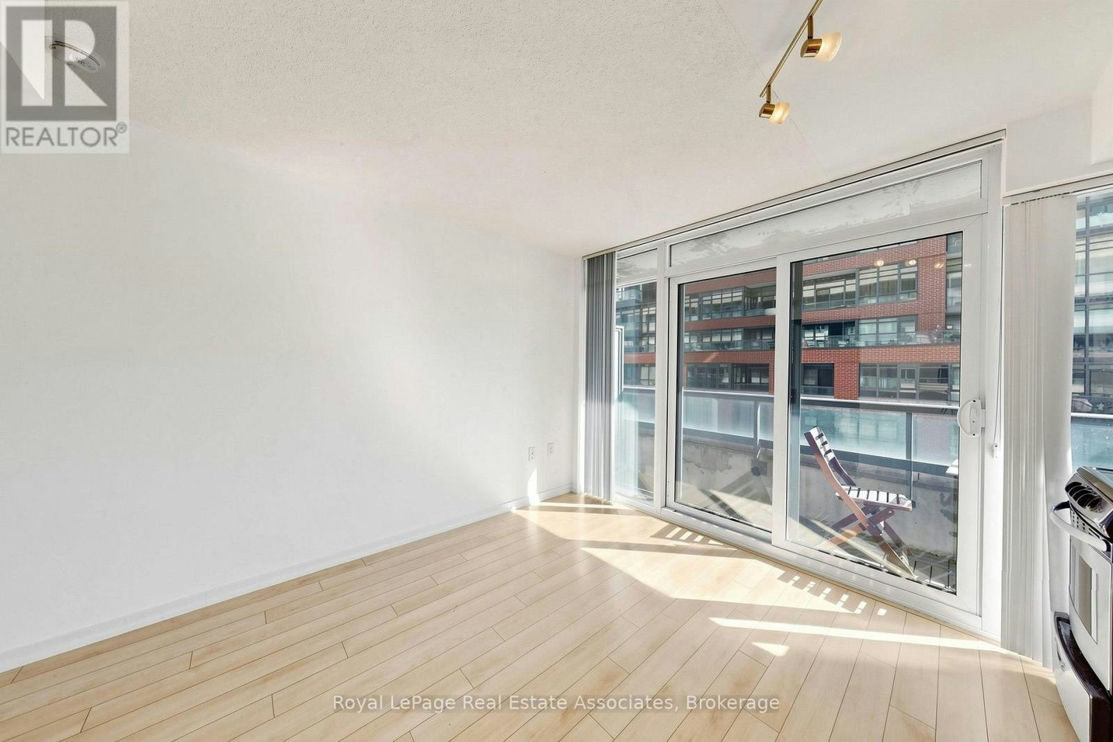 521E-36 Lisgar Street, Toronto, ON, M6J 0C7 - 7