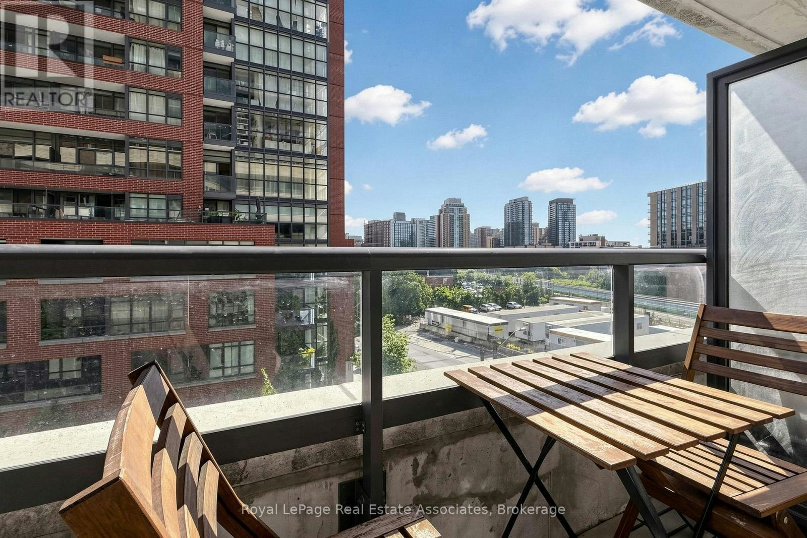 521E-36 Lisgar Street, Toronto, ON, M6J 0C7 - 25