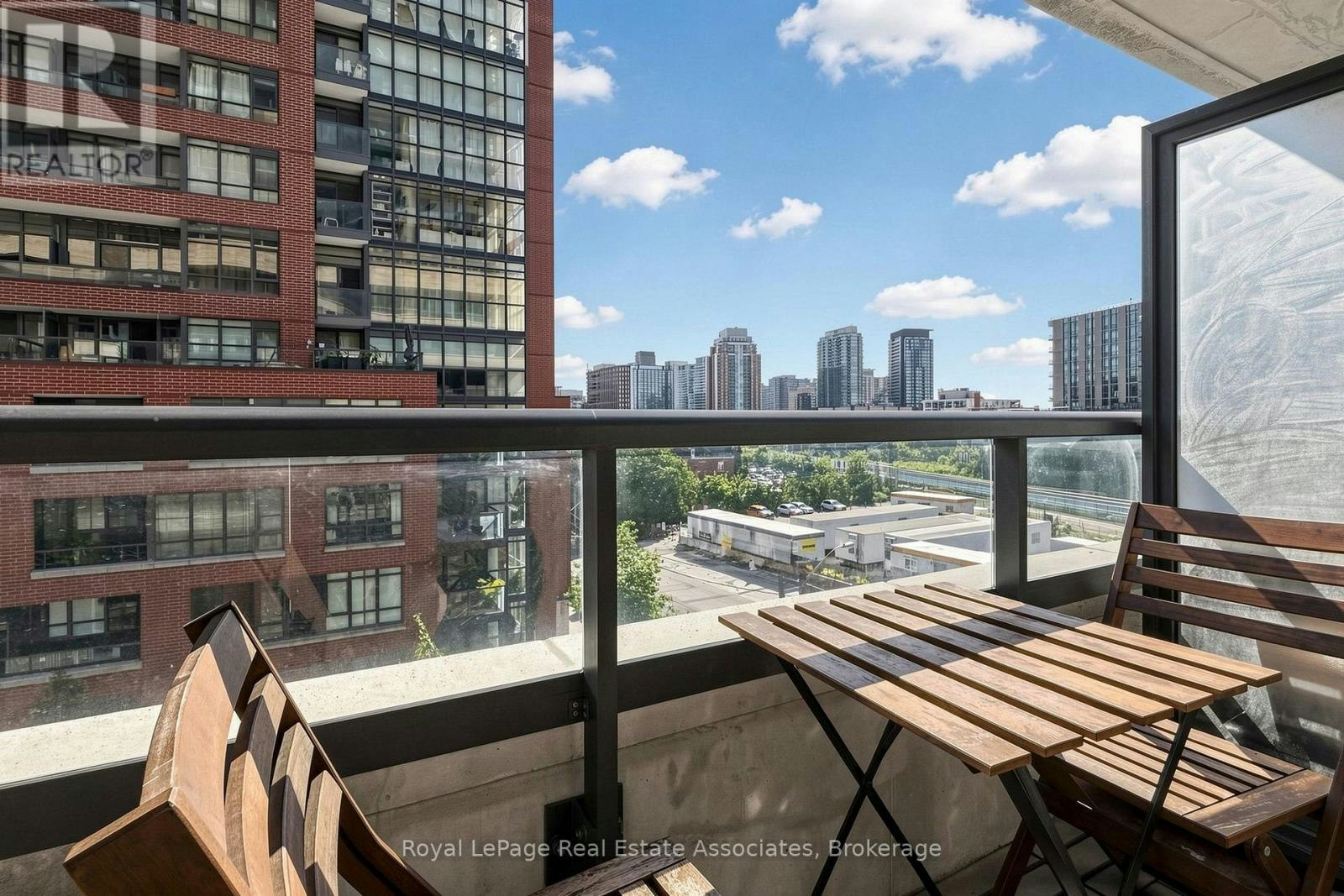 521E-36 Lisgar Street, Toronto, ON, M6J 0C7 - 24