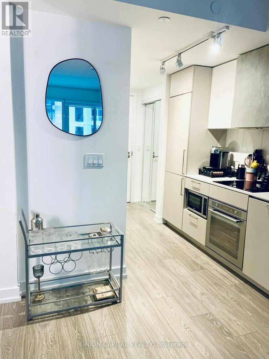 905-19 Western Battery Road, Toronto, ON, M6K 3S4 - 4