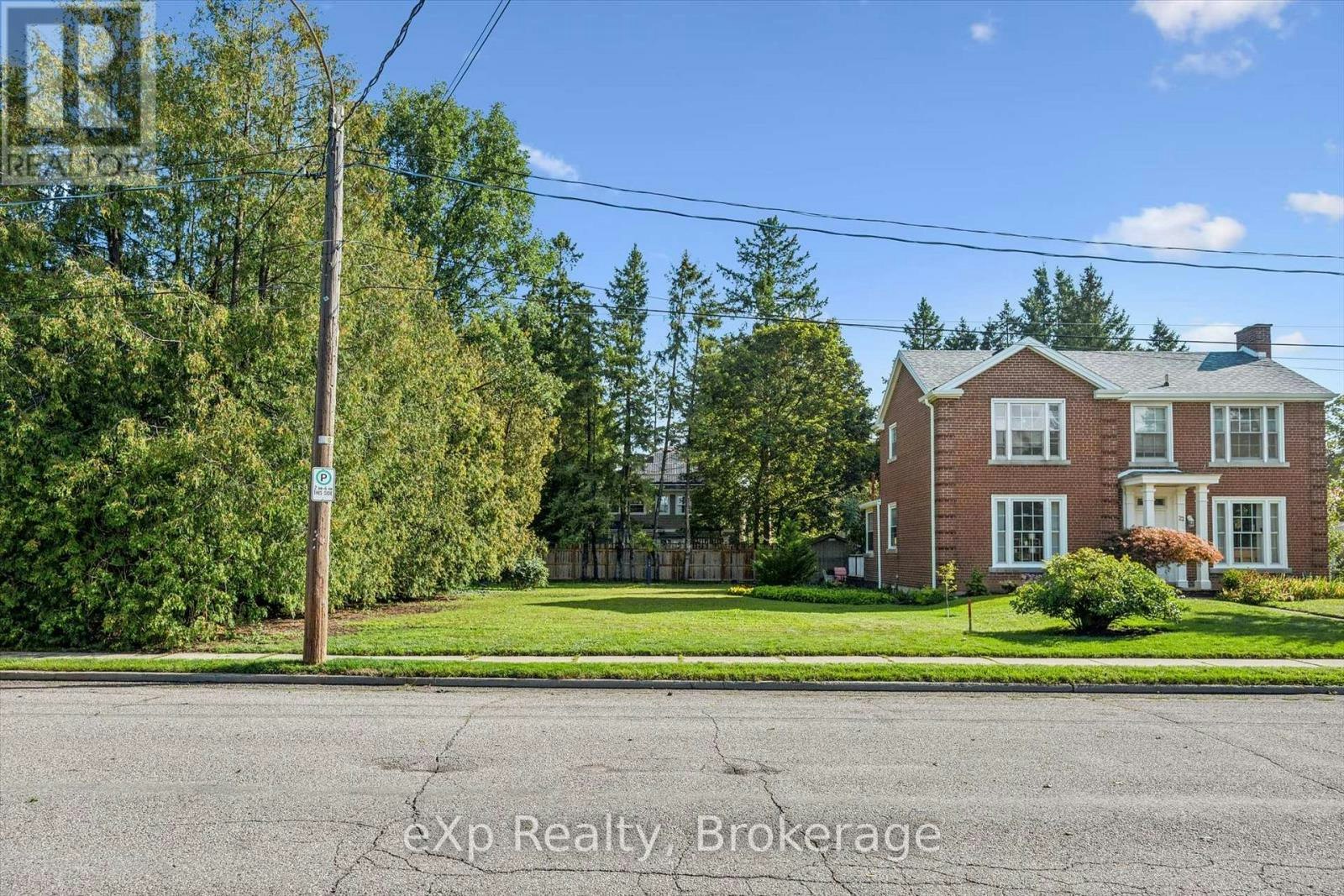 18 Prospect Avenue, Guelph, ON, N1E 4W6