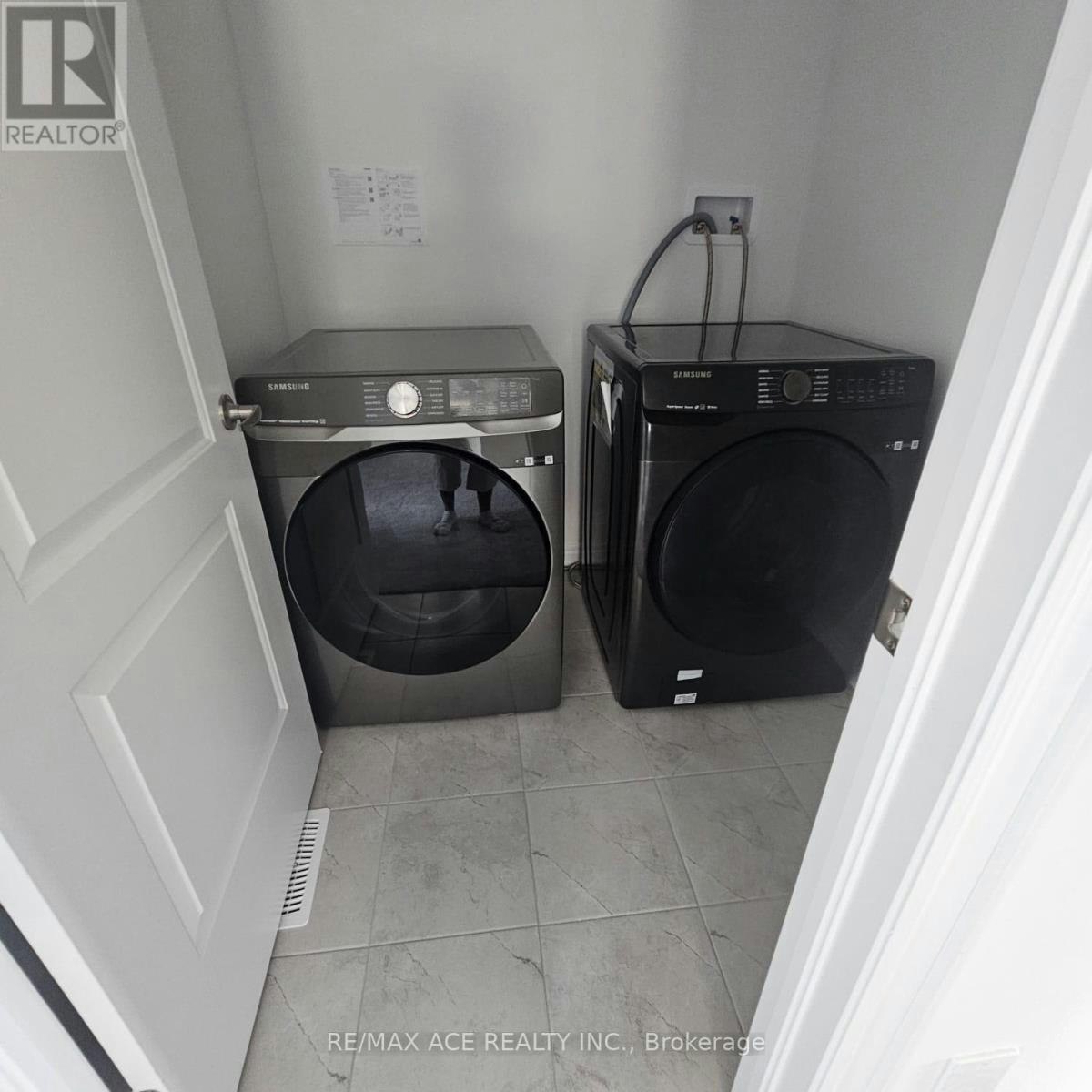 2026 Verne Bowen Street, Oshawa, ON, L1L 0S3 - 30