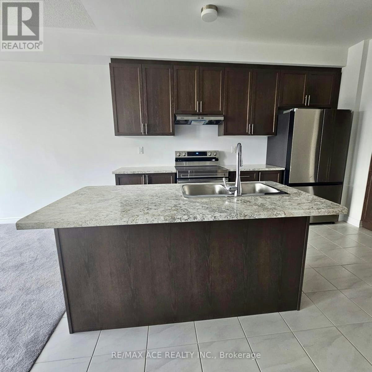 2026 Verne Bowen Street, Oshawa, ON, L1L 0S3 - 8