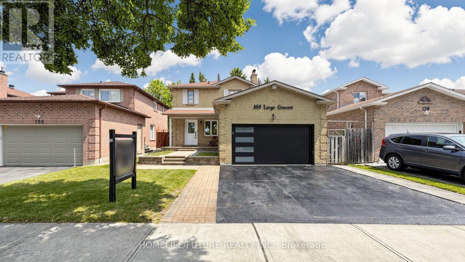168 Large Crescent, Ajax, ON, L1T 2S4
