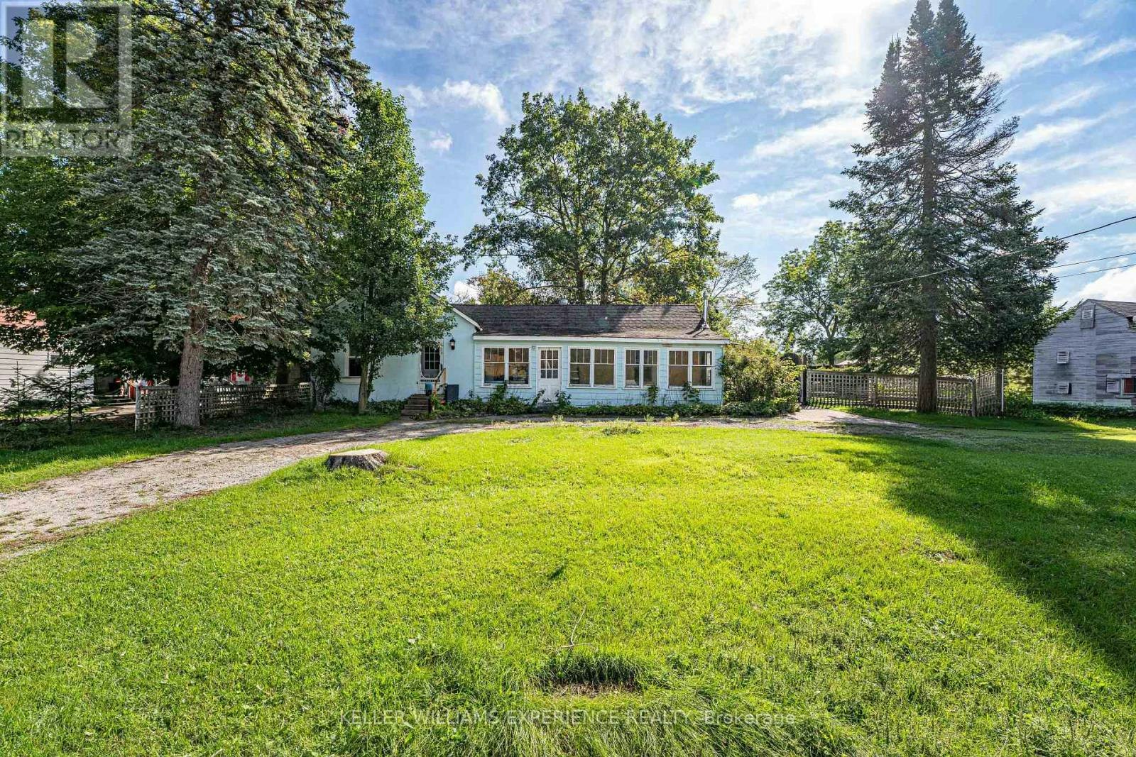 120 Elizabeth Street, Essa, ON, L0M 1B0