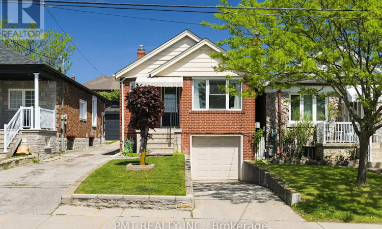 25 Ronald Avenue