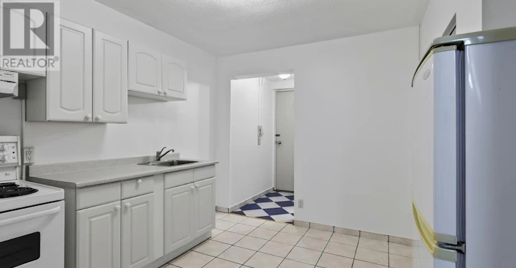 9-492 Kerr Street, Oakville, ON, L6K 3C5 - 8