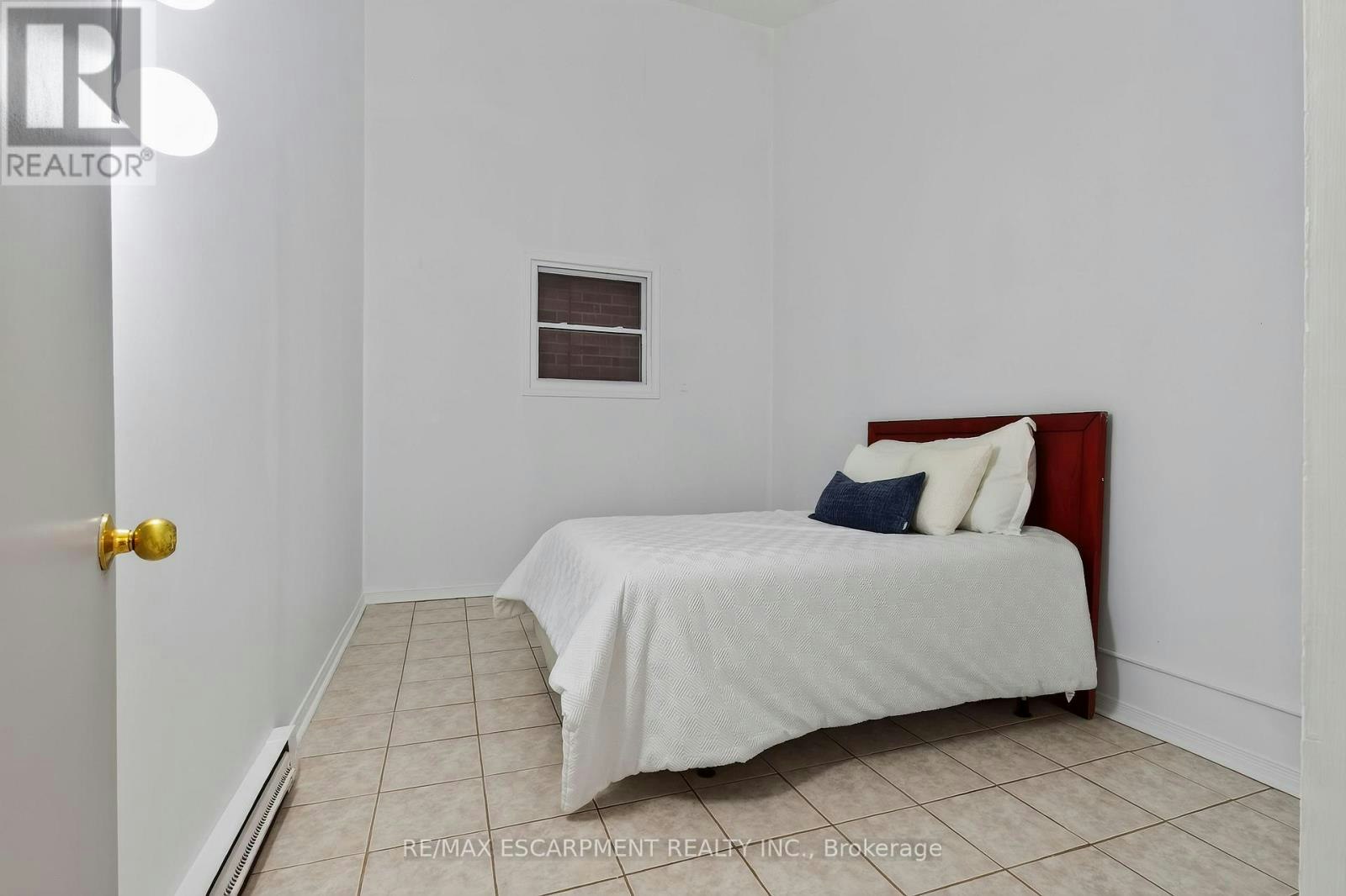 9-492 Kerr Street, Oakville, ON, L6K 3C5 - 11