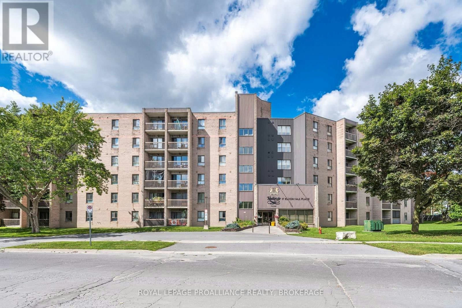 112-17 Eldon Hall Place, Kingston, ON, K7M 7H5