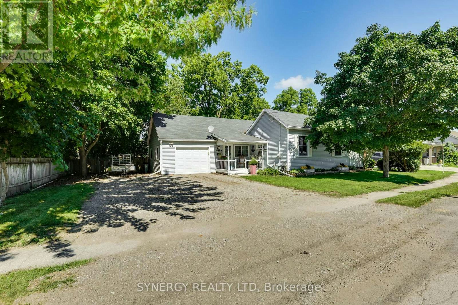 43 Canaan Street, Strathroy, ON, N7G 1L7