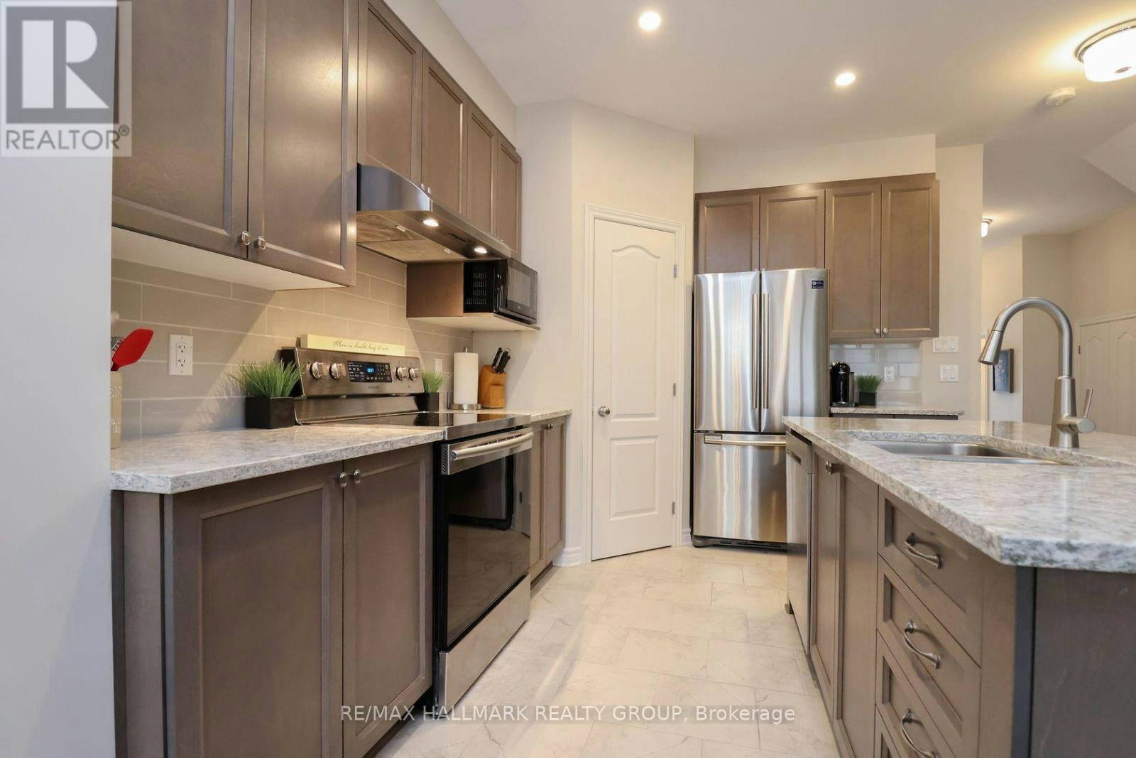 459 Warmstone Drive, Ottawa, ON, K2S 2J7 - 11