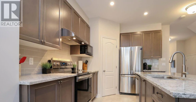 459 Warmstone Drive, Ottawa, ON, K2S 2J7 - 11