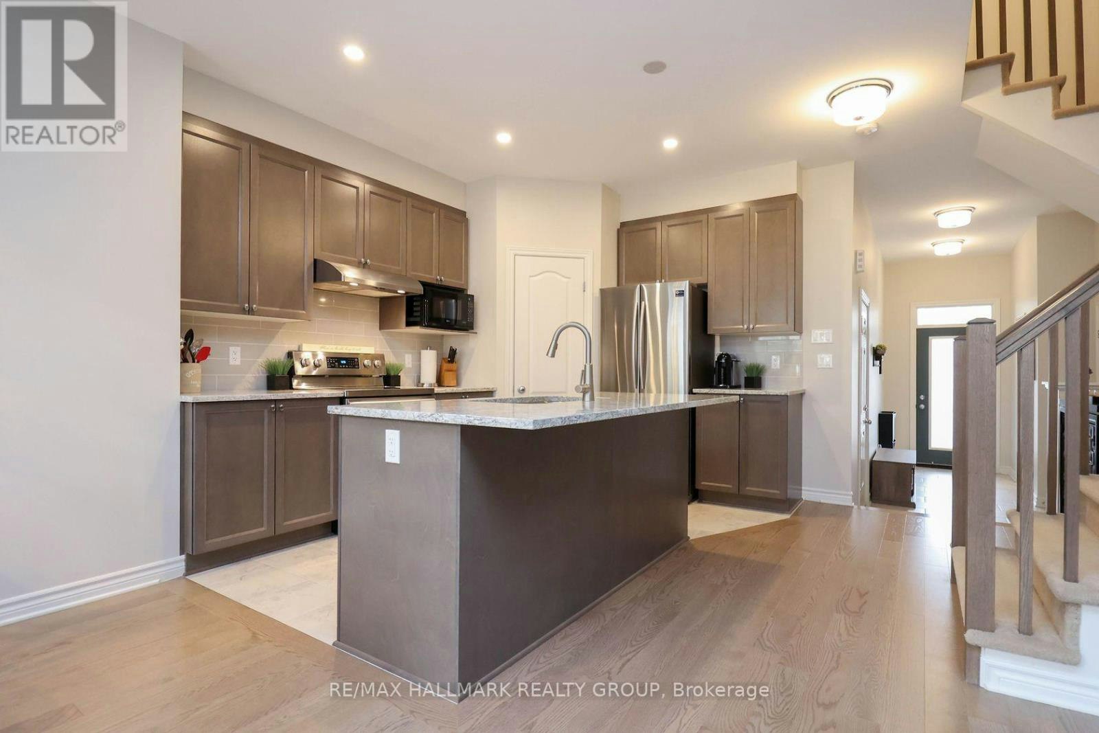 459 Warmstone Drive, Ottawa, ON, K2S 2J7 - 7