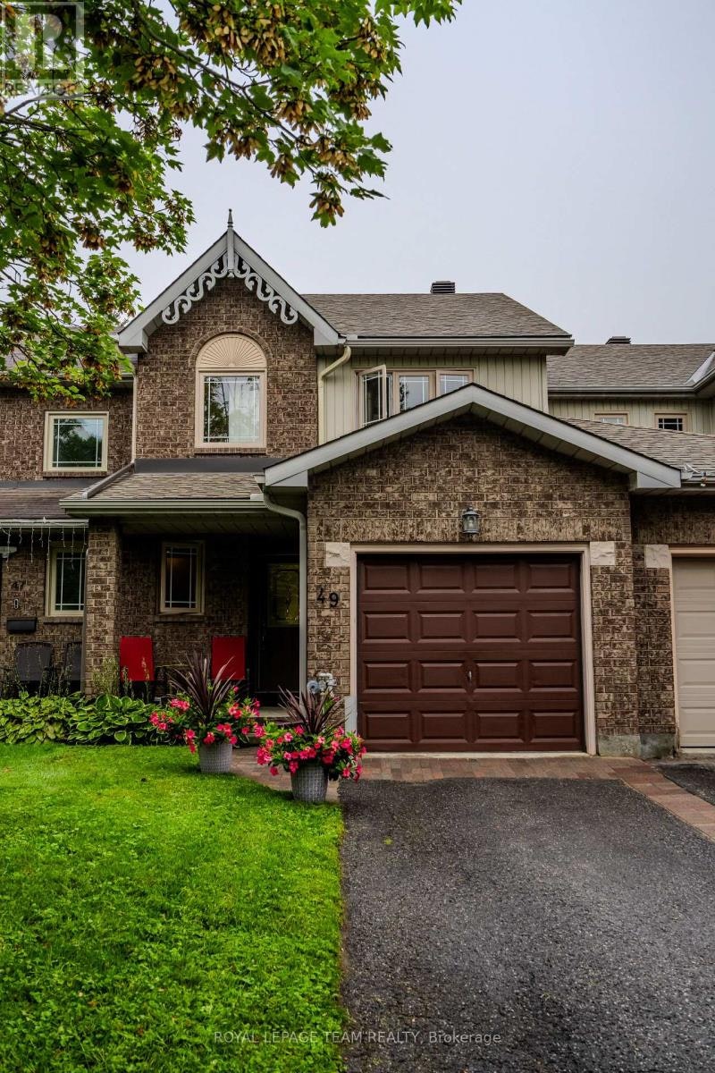 49 Harrington Court, Ottawa, ON, K2K 2S6