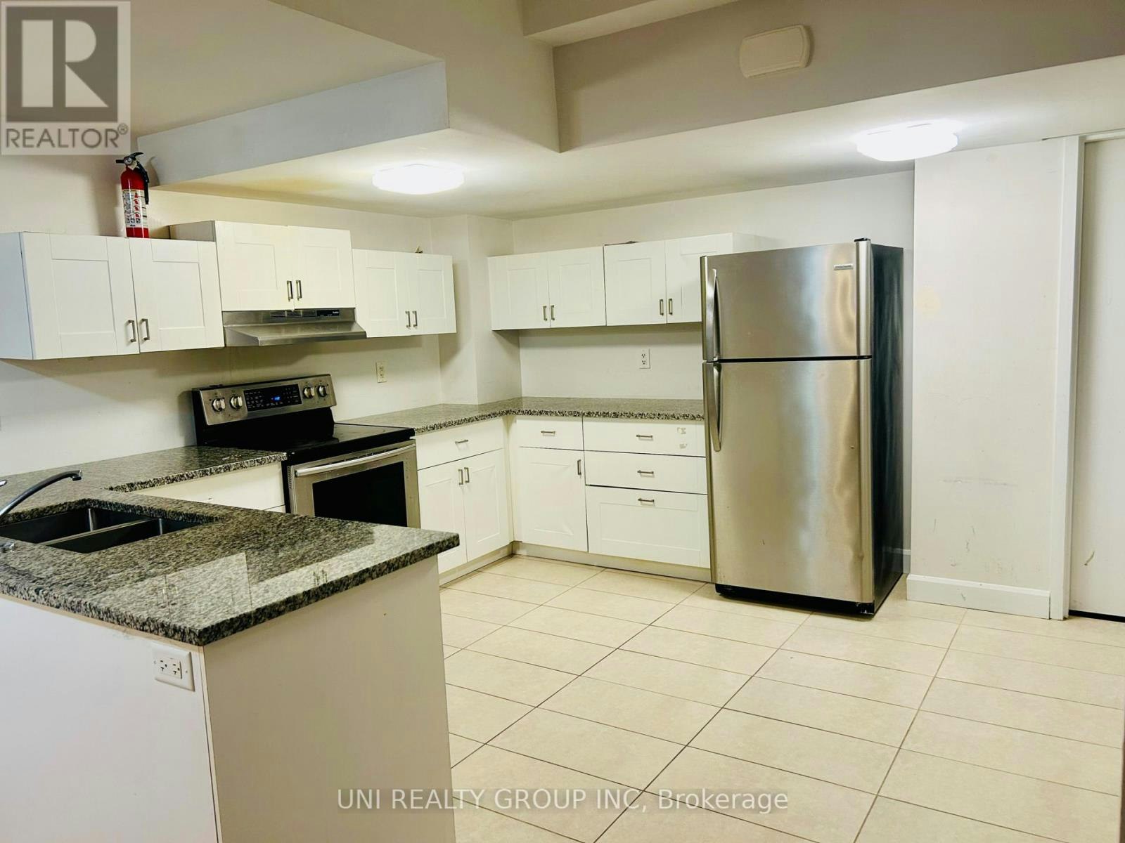 B-492 Moodie Drive, Ottawa, ON, K2H 8A7 - 13