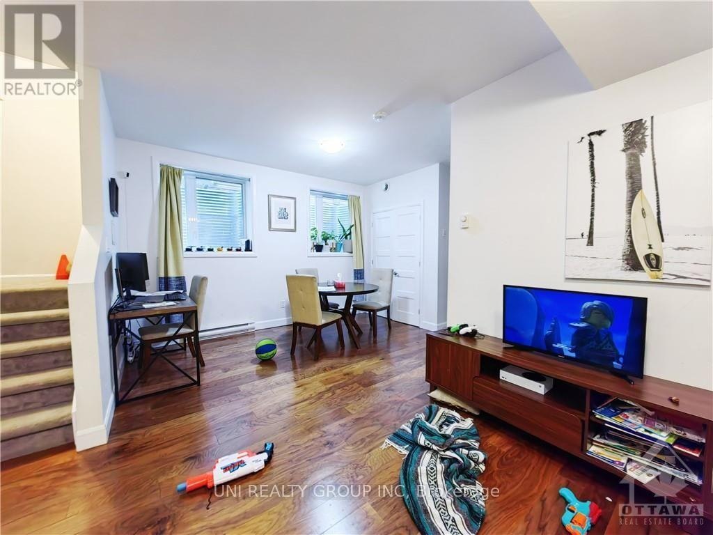 B-492 Moodie Drive, Ottawa, ON, K2H 8A7 - 8