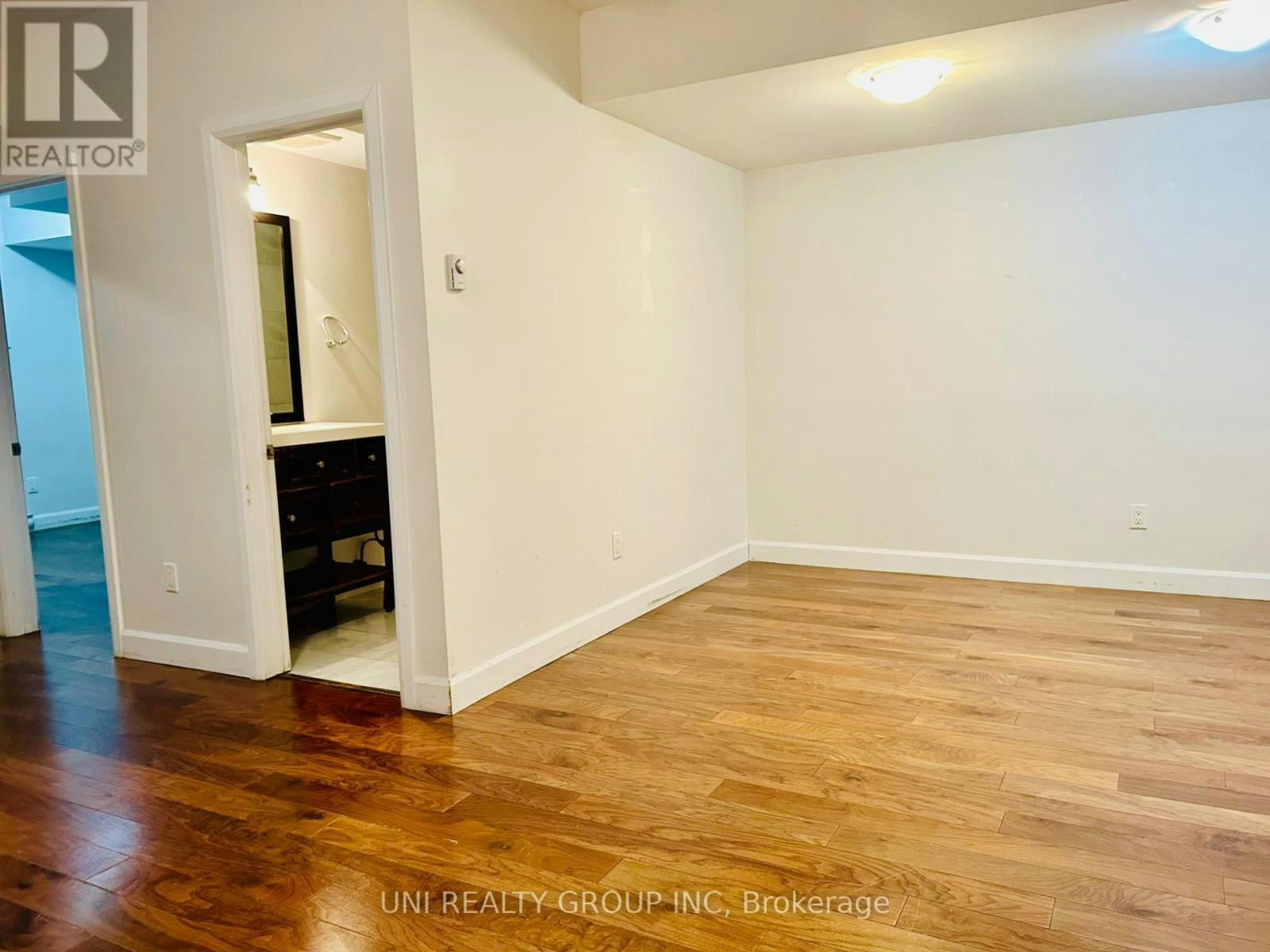 B-492 Moodie Drive, Ottawa, ON, K2H 8A7 - 6
