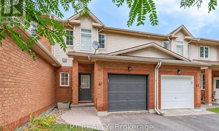 61 Tobermory Crescent