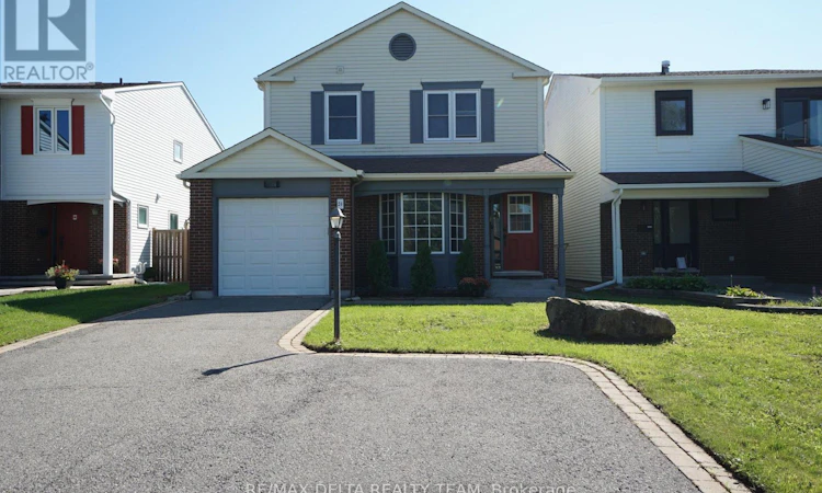 24 Raftus Square