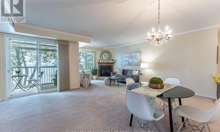 301-469 Lakeshore Drive